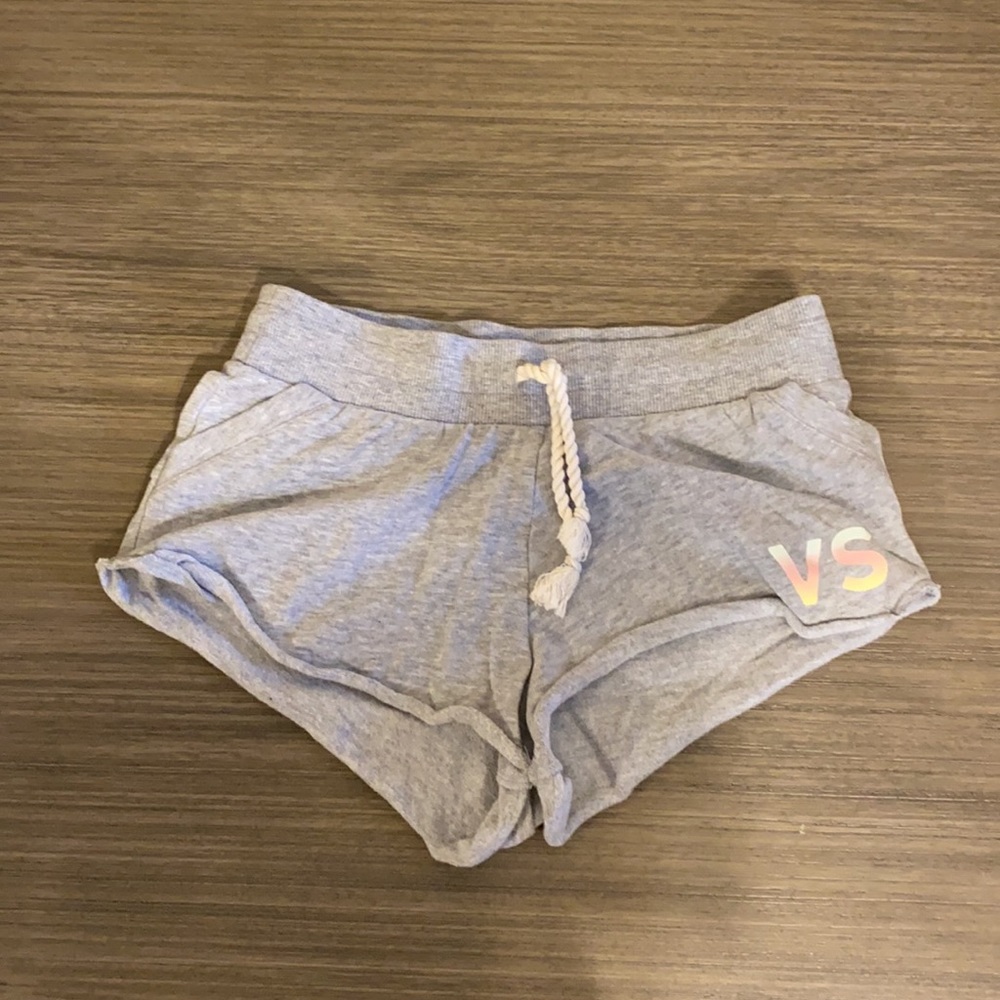 Tank top, zip up jacket, and shorts set - Picture 4 of 9